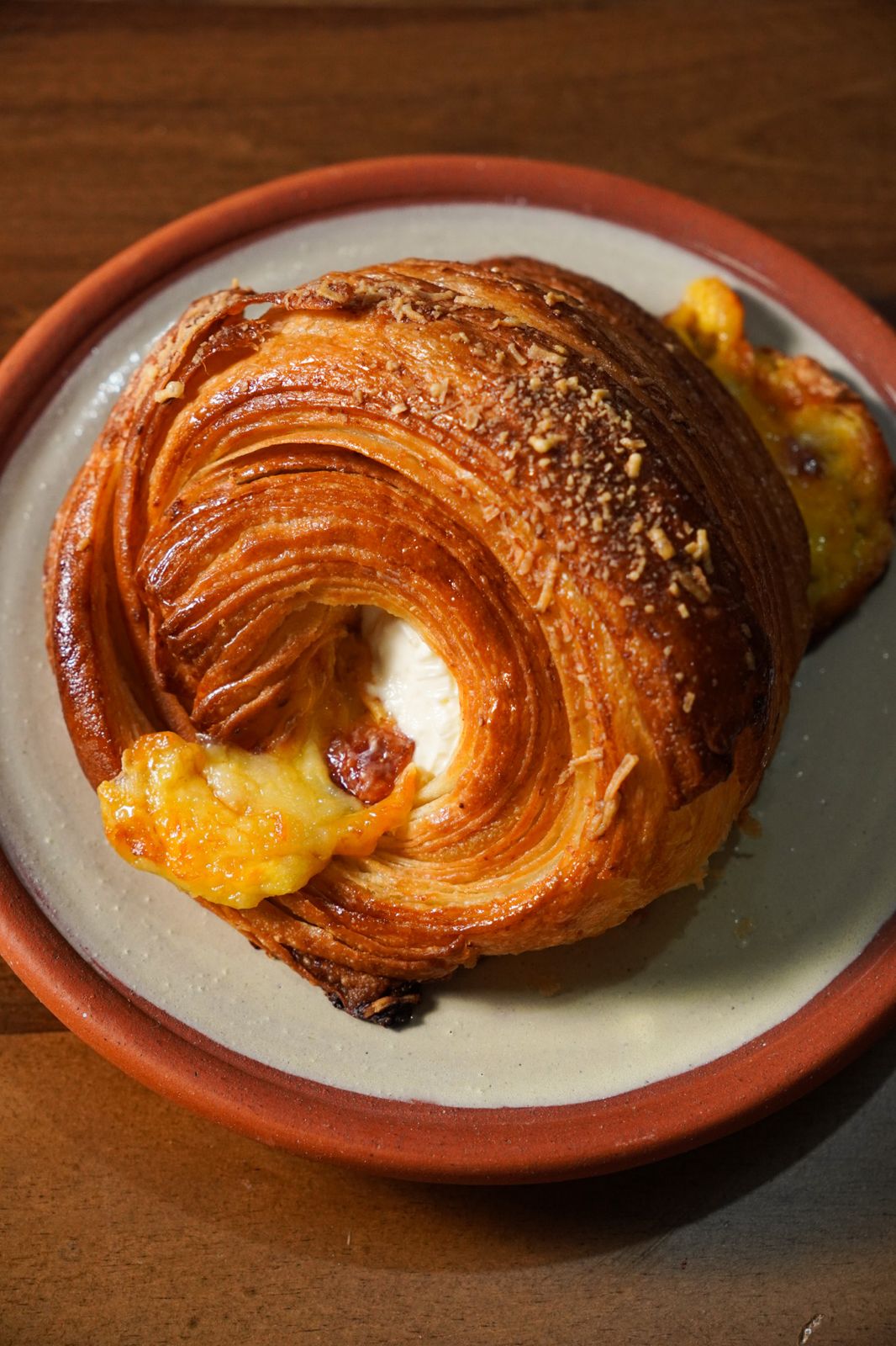 Croissant de 3 quesos.